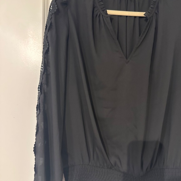 White House Black Market Blouse - Picture 2 of 7